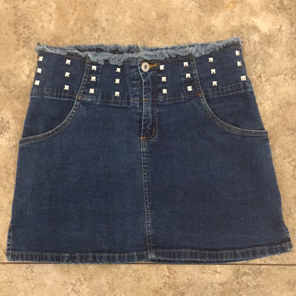 Sunshine Apparel stretchy studded miniskirt 7/8